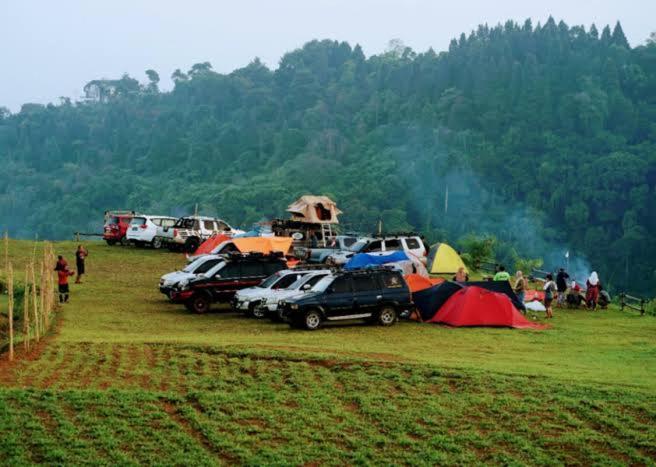 Tapian Asri Camp Hotel Bukittinggi Ngoại thất bức ảnh